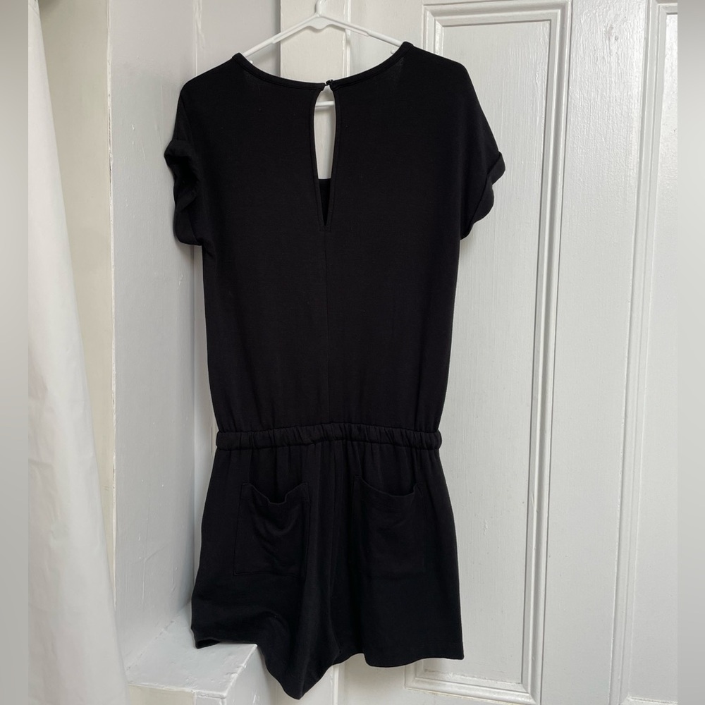 Lou & Grey Short-sleeve Scoopneck Romper - Picture 4 of 5